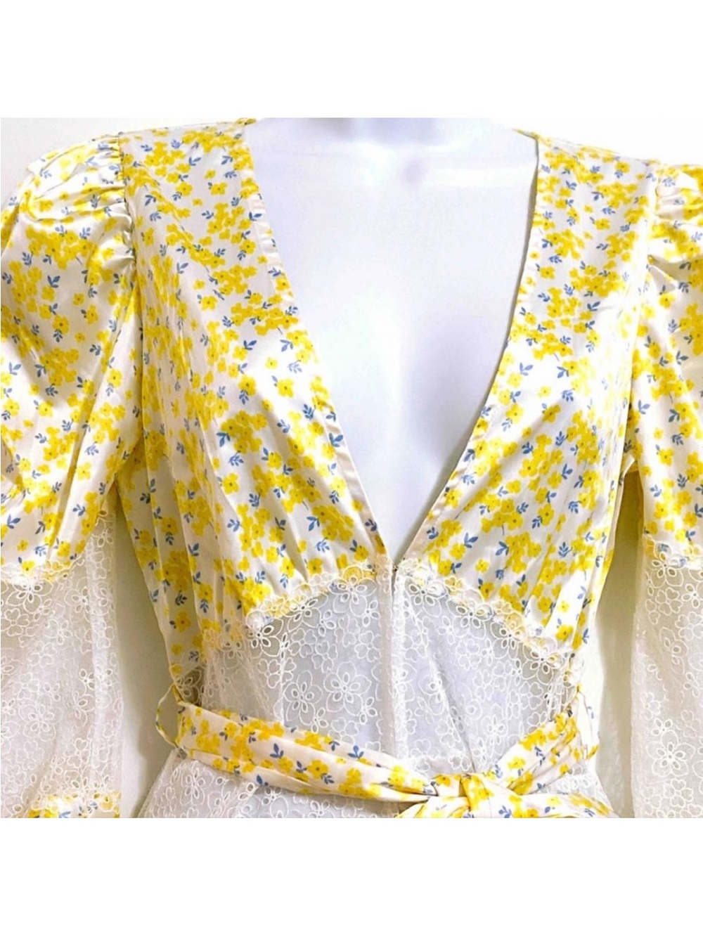 NWOT For Love & Lemons Daffodil Yellow Floral Lace Belted Mini Dress Size Large - Picture 13 of 16